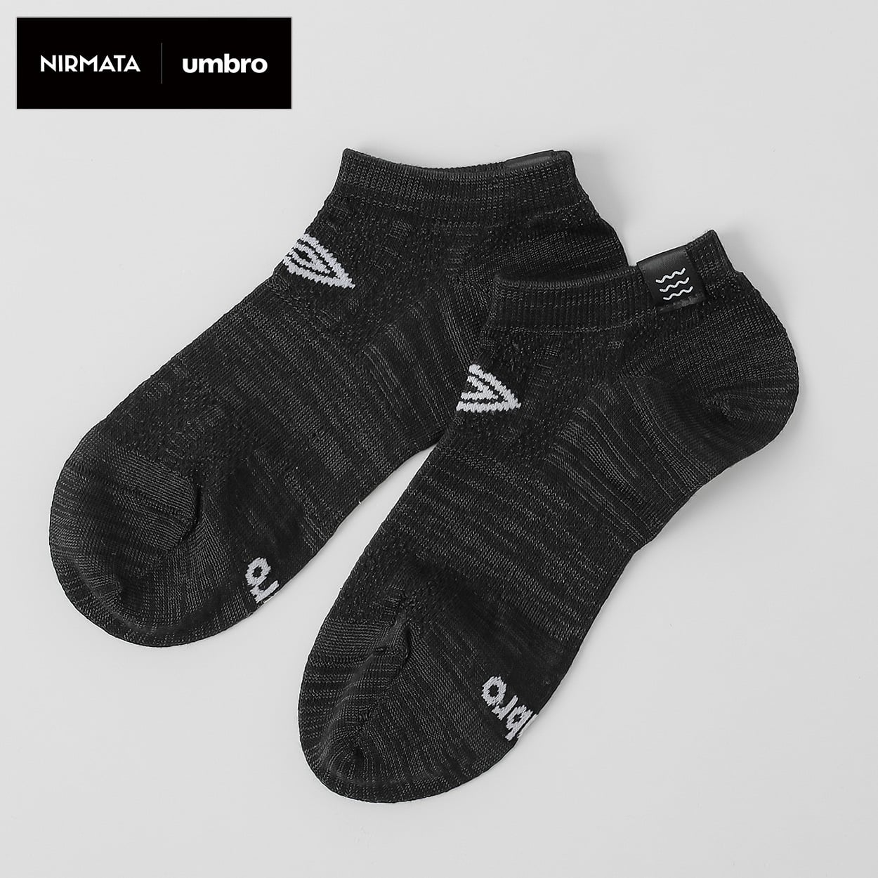 NIRMATA×umbroコラボソックス ストライプスニーカー丈 レディス(ブラック-23-25CM)