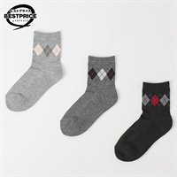 足底パイル編みであたたかいソックス3足組 ショート丈 レディス トップバリュ ベストプライス(TOPVALU BESTPRICE)(グレー・チャコールグレー・クロ-23ｰ25CM)