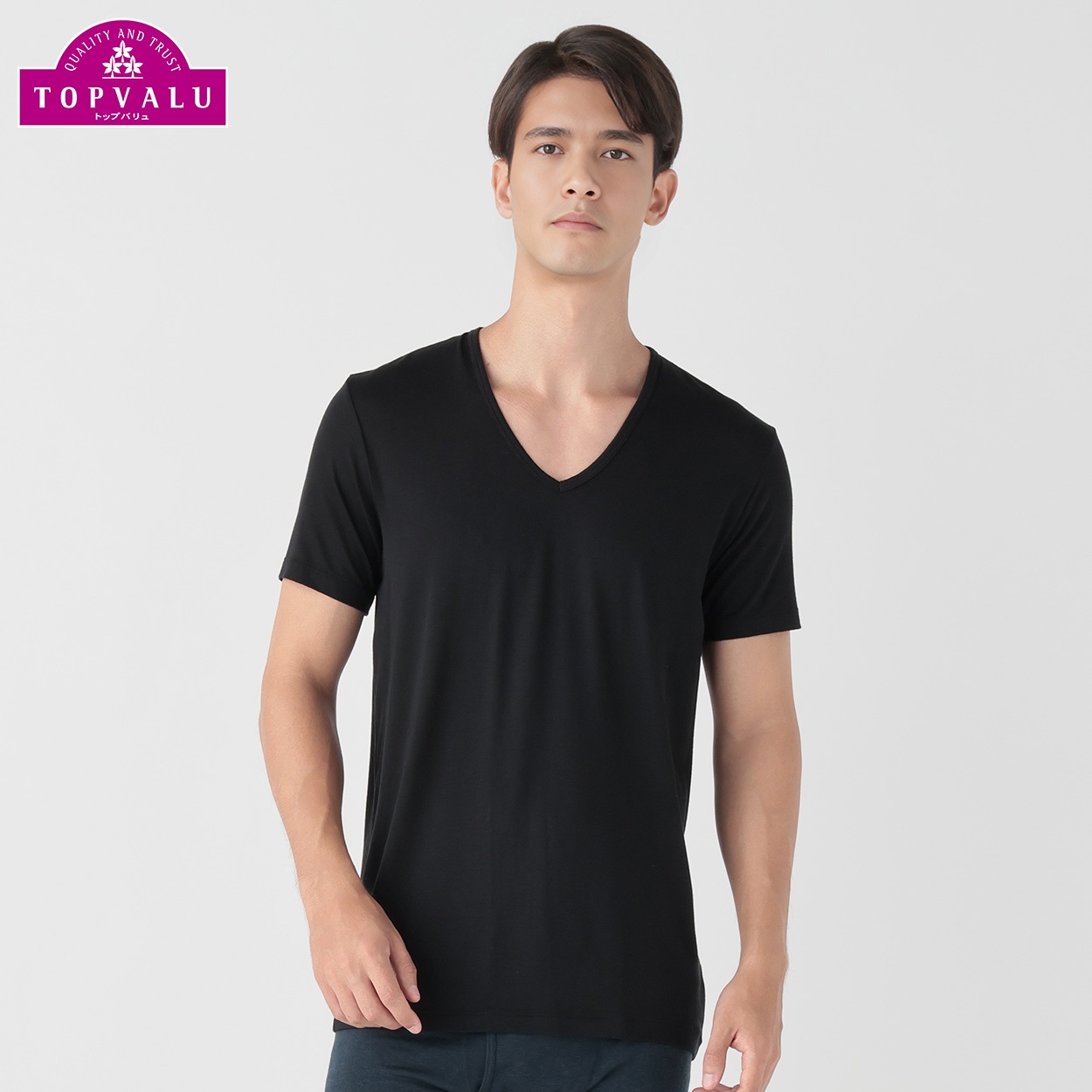 WARM 半袖Vネックシャツ メンズ トップバリュ PEACE FIT(ピースフィット)(クロ-M)