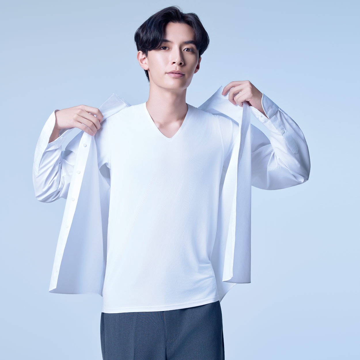 SilkyFACT シームレス 半袖Vネックシャツ メンズ トップバリュ PEACE FIT(ピースフィット) (hk)(シロ-Ｍ)
