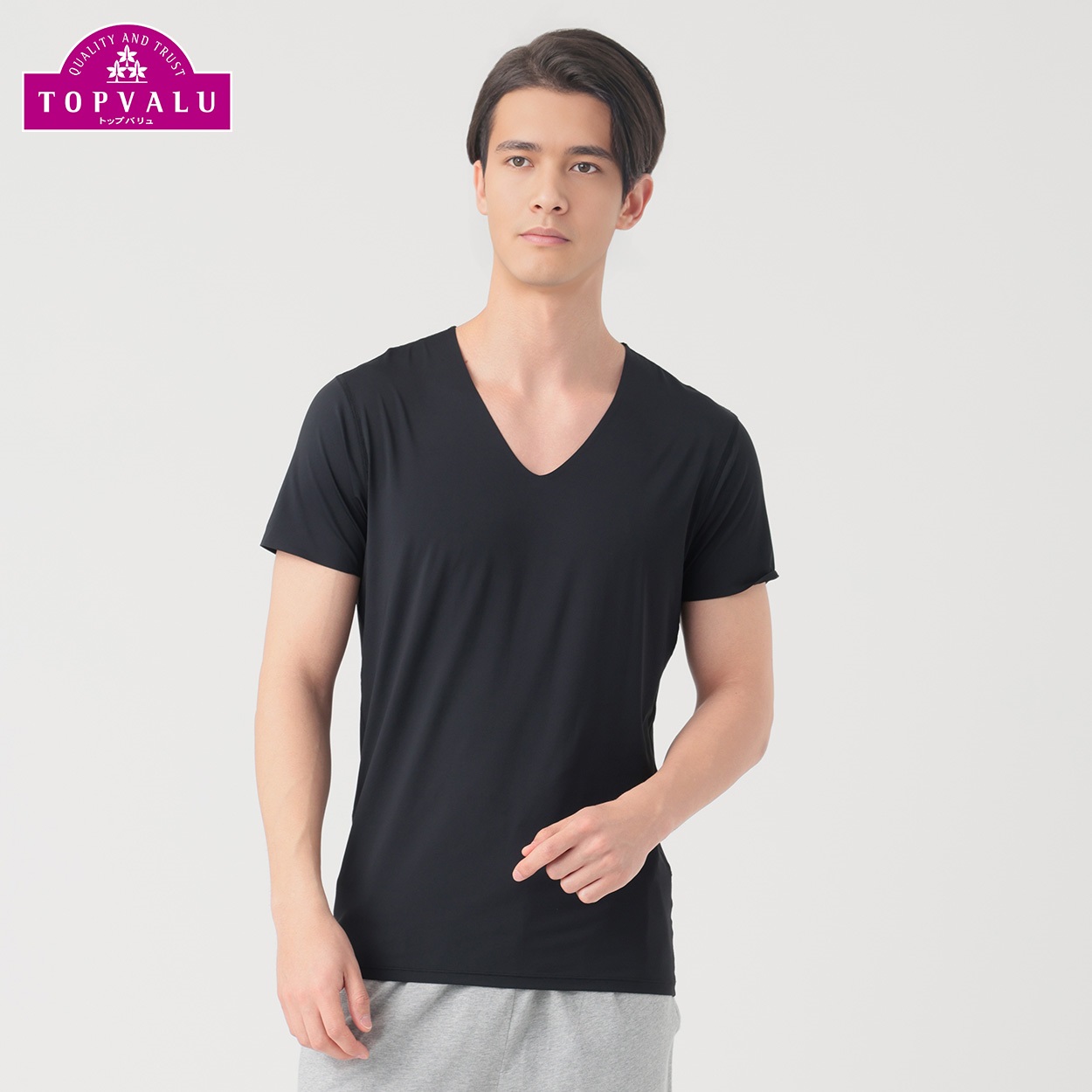 SilkyFACT シームレス 半袖Vネックシャツ メンズ トップバリュ PEACE FIT(ピースフィット) (hk)(クロ-４ＸＬ)