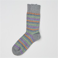 SAVING THE PLANET by KATHARINE HAMNETT クルー丈マルチボーダー柄ソックス メンズ(グレー-25-27CM)