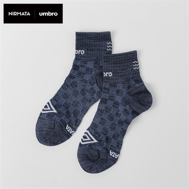 NIRMATA×umbroコラボソックス チェッカーショート丈 メンズ(ネイビー-25-27CM)