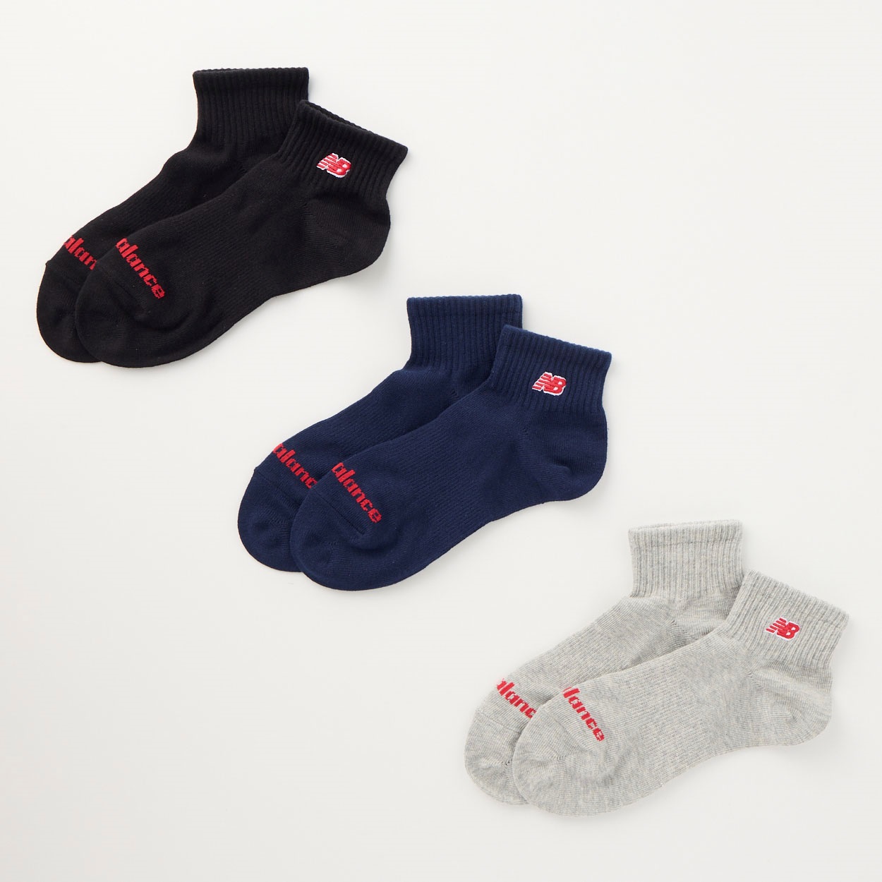 new balance(ニューバランス) ロゴ刺繍ショート丈ソックス ３足組 メンズ(セットアソート-24-26CM)