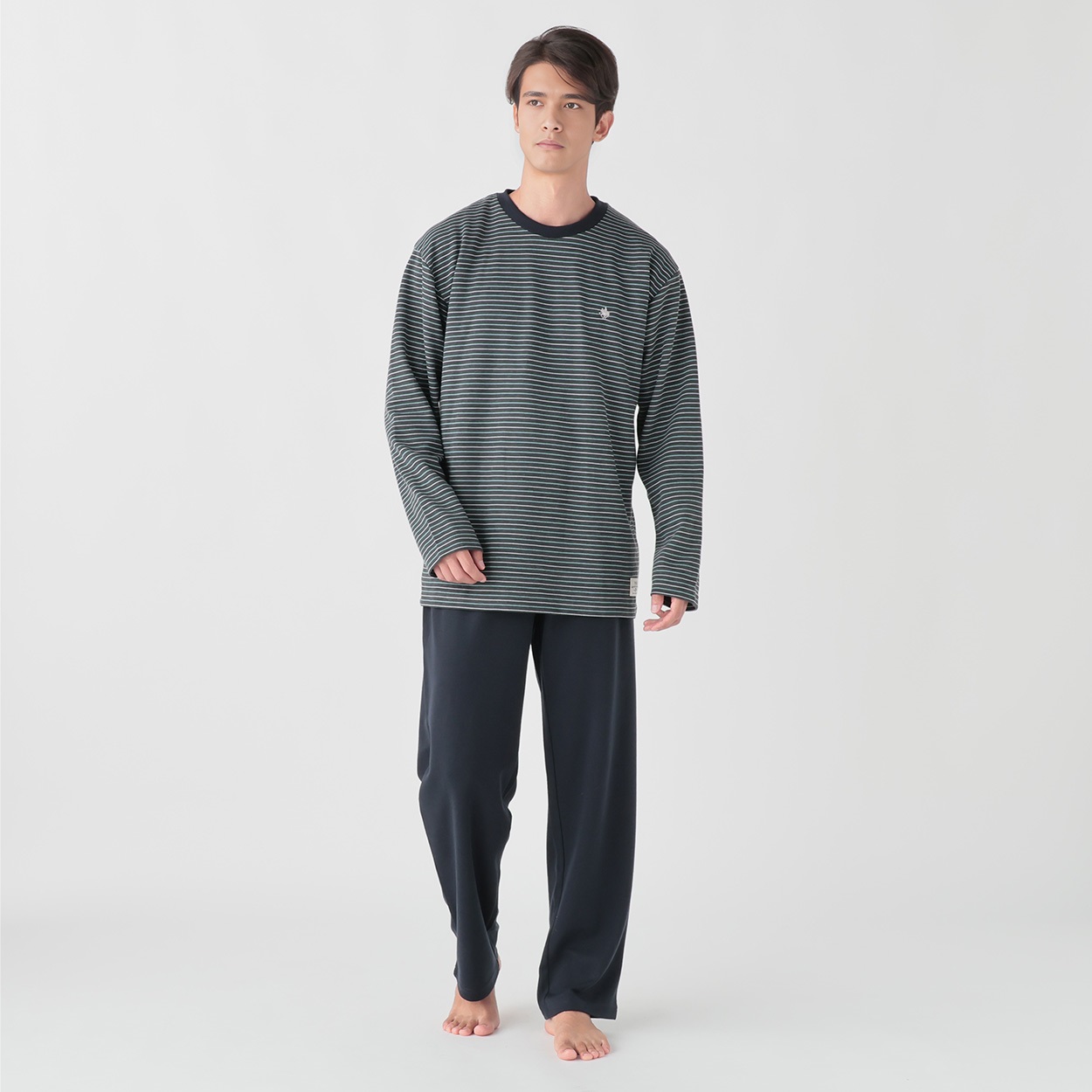 【バボラ】人気PURE×ビッグロゴ ダンボール素材 長袖ジャージセットアップXL バボラ】人気PURE×ビッグロゴ ダンボール素材 長袖ジャージセットアップXL