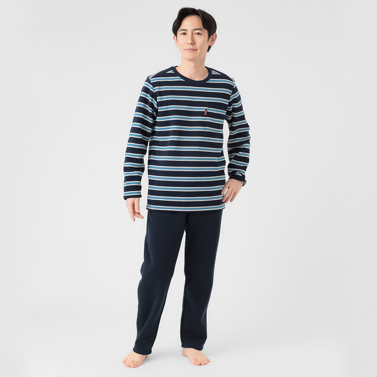 marie claire homme(マリ・クレール オム) 裏起毛ボーダーパジャマ 背