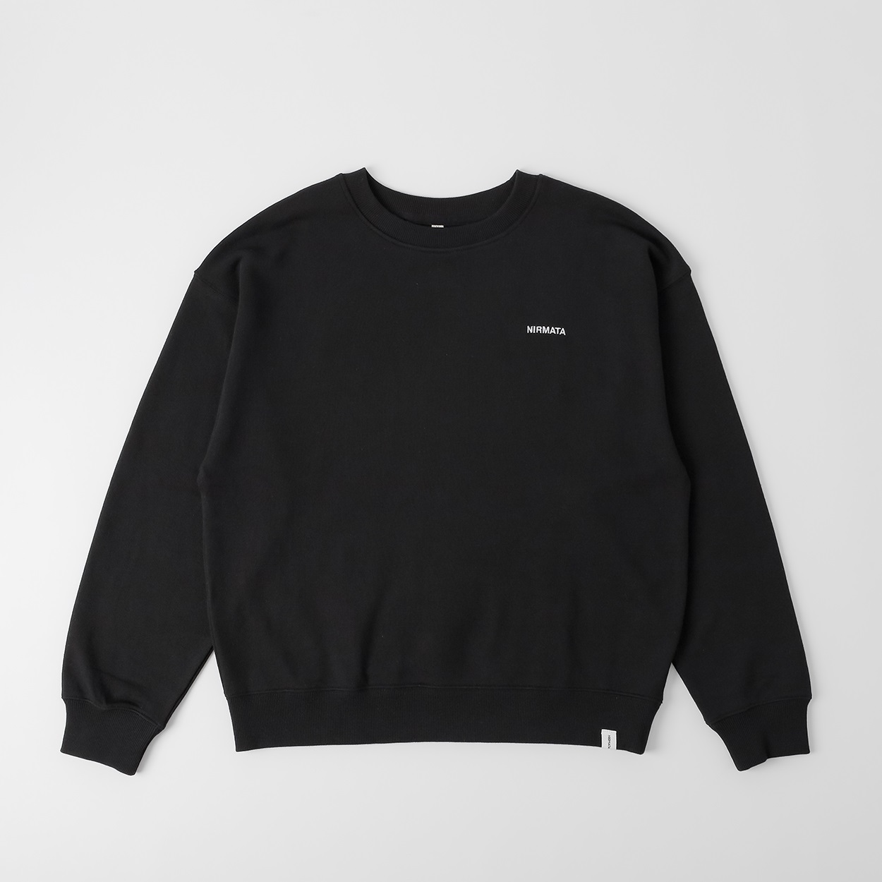 NIRMATA BASIC  CREW SWEAT メンズ(クロ-M)