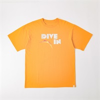 【小熊まむちゃん着用アイテム】 NIRMATA  SCHOOL OF LIFE  Tシャツ メンズ(ダイダイ-M)
