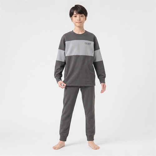 綿100％裏起毛パジャマ 男の子 140cm-160cm