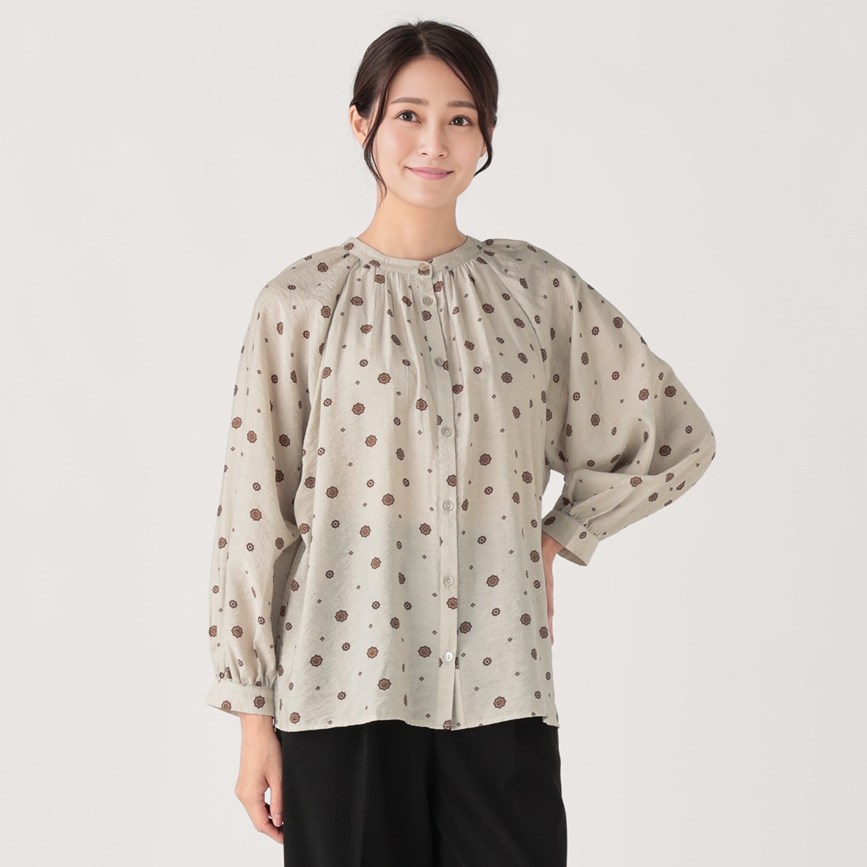 新品未使用☆ebur エブール フラッフィーオーガンジー 2WAYブラウス