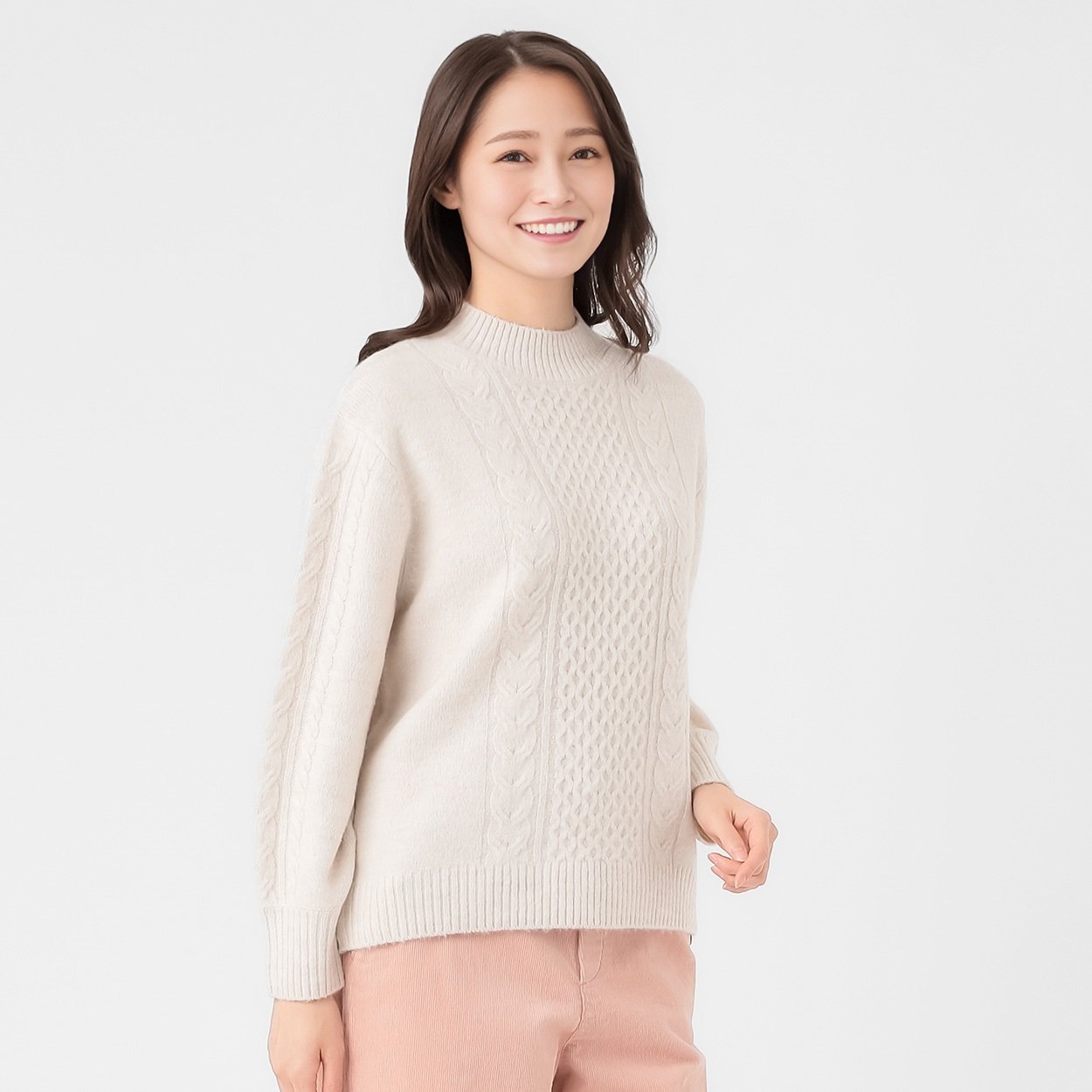 ハイネックケーブルニット レディス ESSEME(エシーム) 691045 | イオン