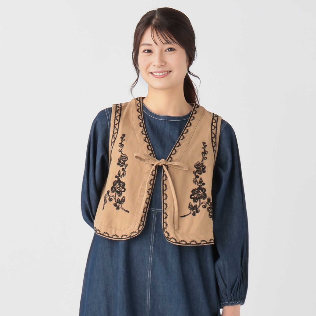 IENA コード刺繍ジレ コード刺繍ジレ（ベスト）｜IENA（イエナ）の通販｜BAYCREW'S STORE