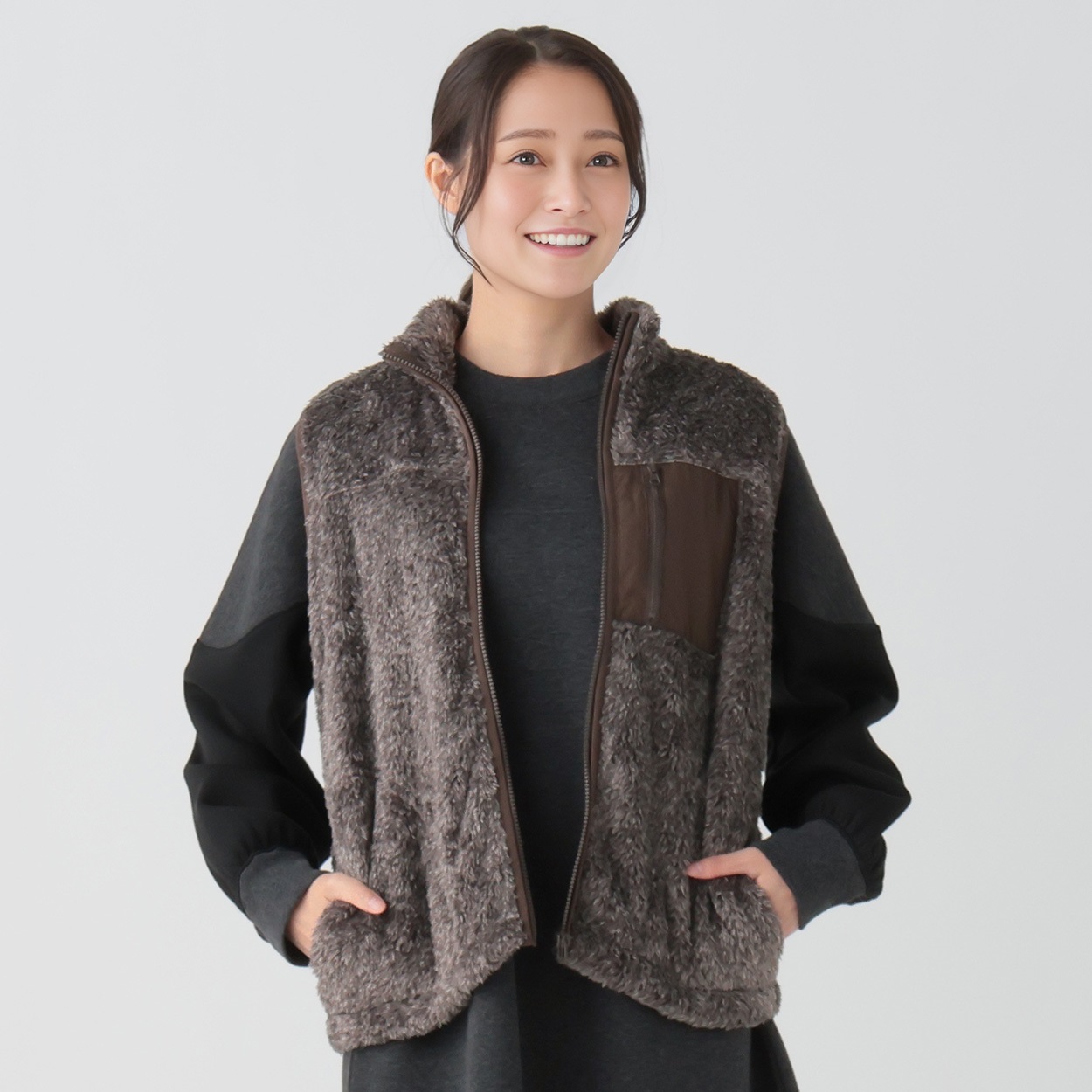 胸ポケジップファーベスト レディス ESSEME(エシーム) AE252SW288