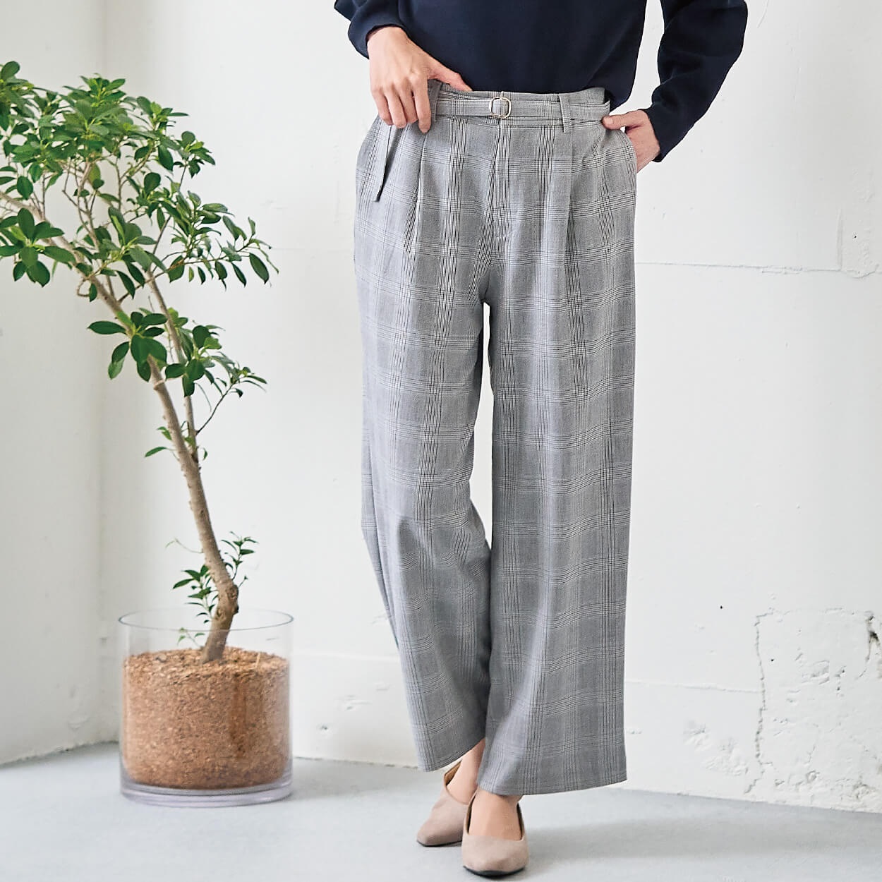 ストレッチワイドパンツ レディス ESSEME(エシーム) 5385513 | イオン