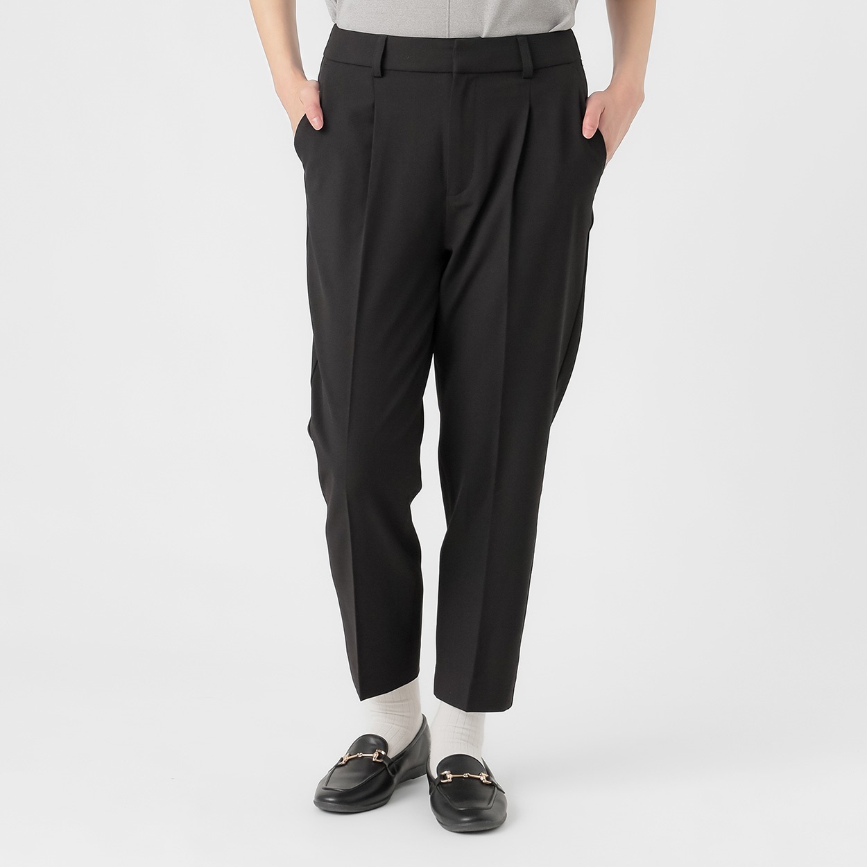 ひんやりテーパードパンツ レディス ESSEME(エシーム) 391840(クロ-L)