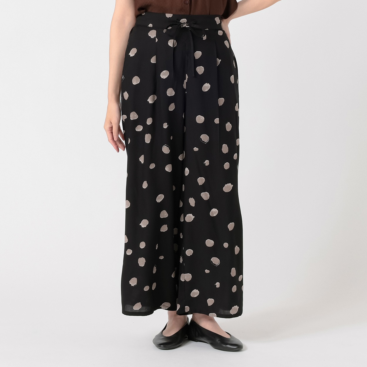 ひんやりプリントパンツ レディス ESSEME(エシーム) 588-4648-26(クロ-XL)