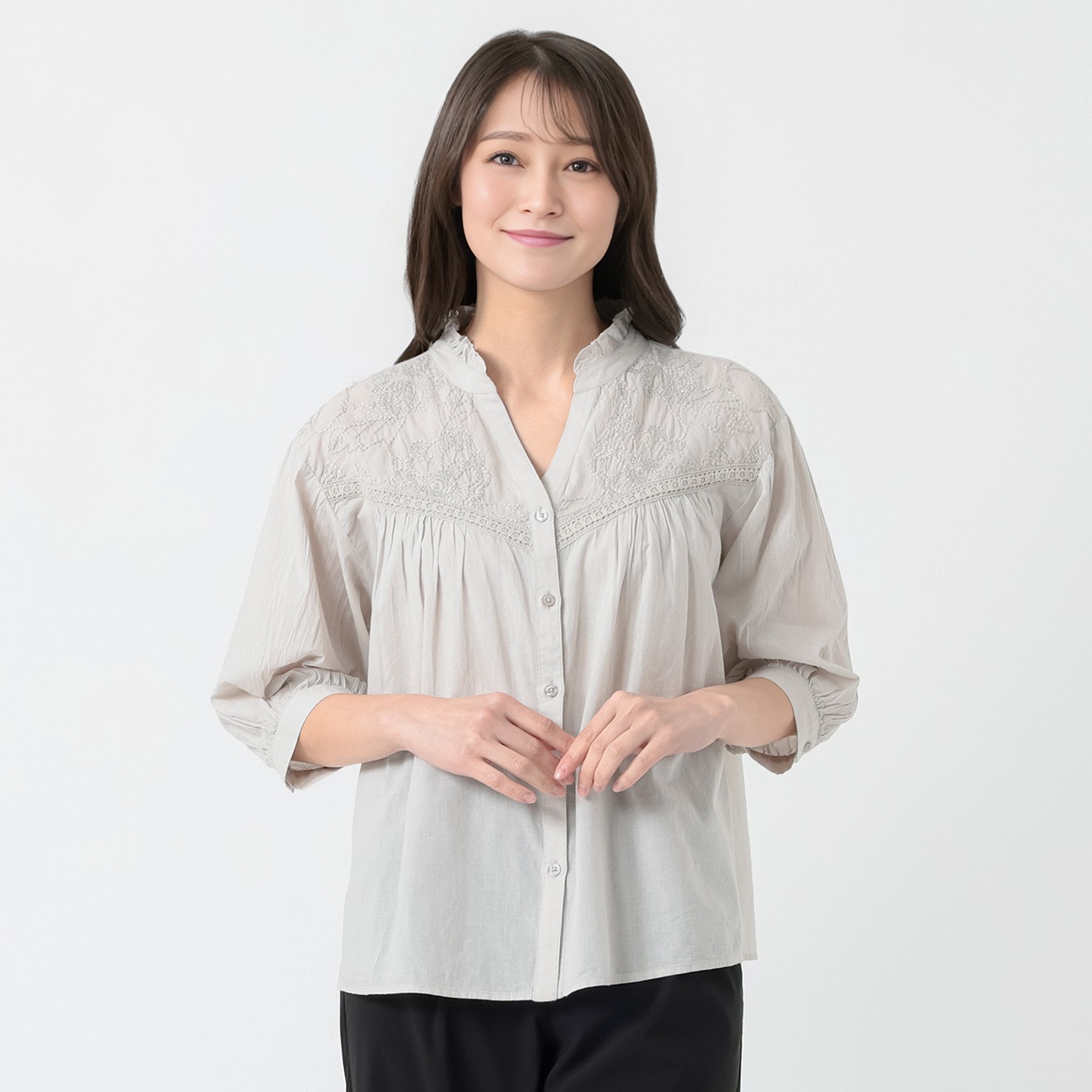 スキッパー肩刺繍ブラウス レディス ESSEME(エシーム) II-ES26-01(ウスクロ-L)