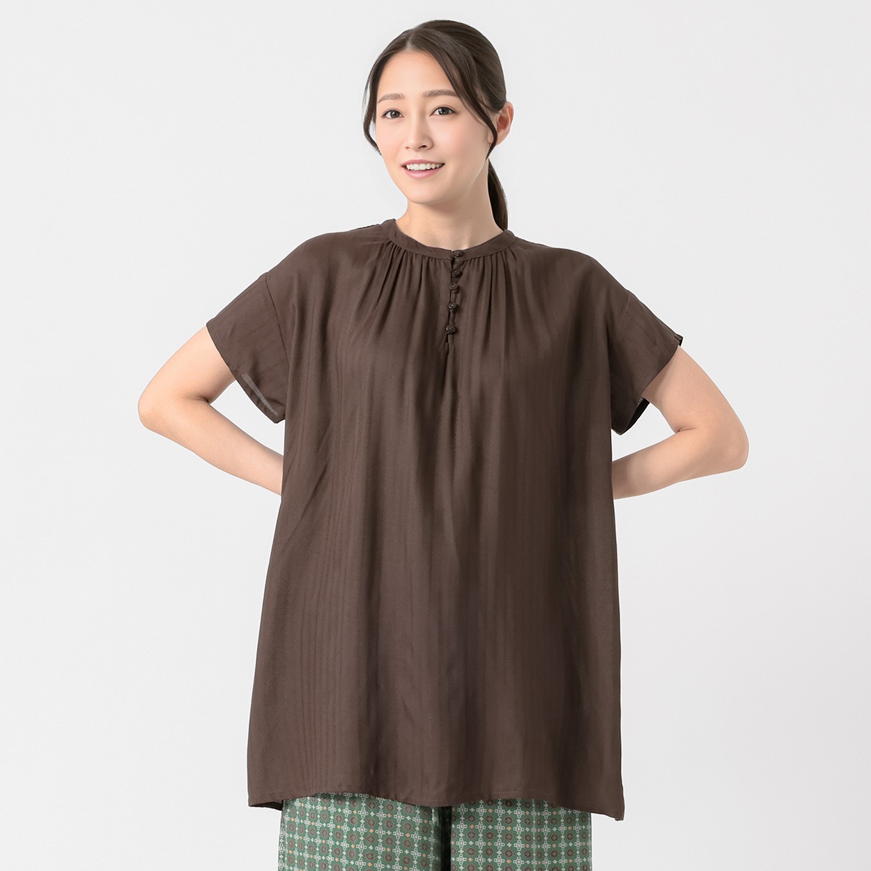 ストライプドビー多ボタンチュニック レディス ESSEME(エシーム) 588-6642-26(チャ-L)