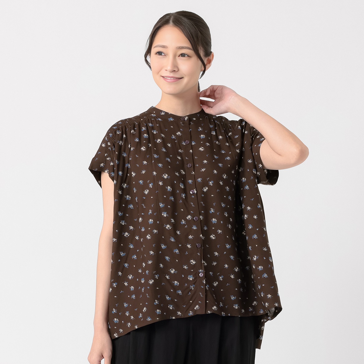 レーヨン肩ギャザープリントブラウス レディス ESSEME(エシーム) 588-6643-26(チャ-XL)