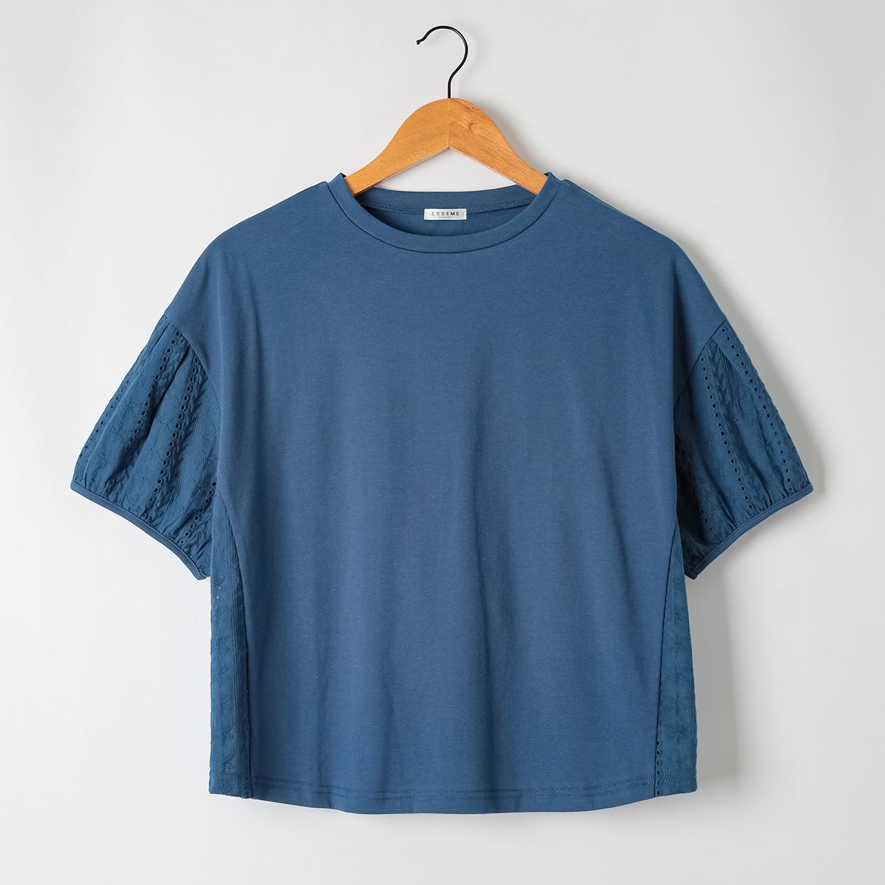 袖脇レース切替プルオーバー レディス ESSEME(エシーム) 363163(アオ-XL)