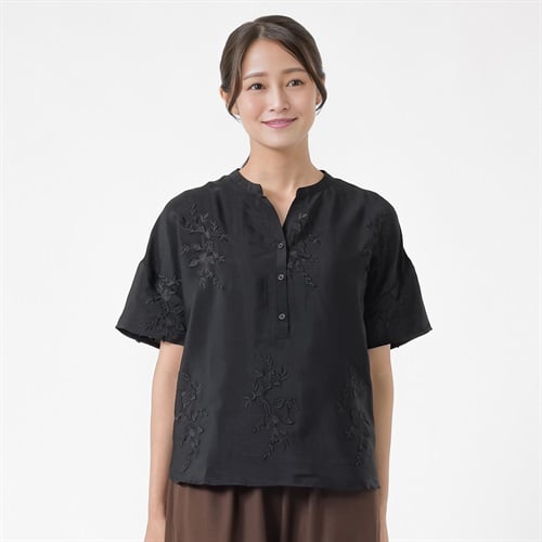 3D刺繍シャツプルオーバー レディス ESSEME(エシーム) AE262NM370J(クロ-M)