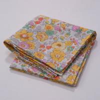 左側　リバティ　ハーフハンカチ☆ベッツィ 左側 リバティ ハーフハンカチ☆ベッツィ