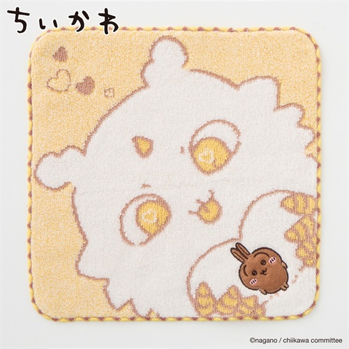 ちいかわタオルかたまってるよ(キイロ-フリー)