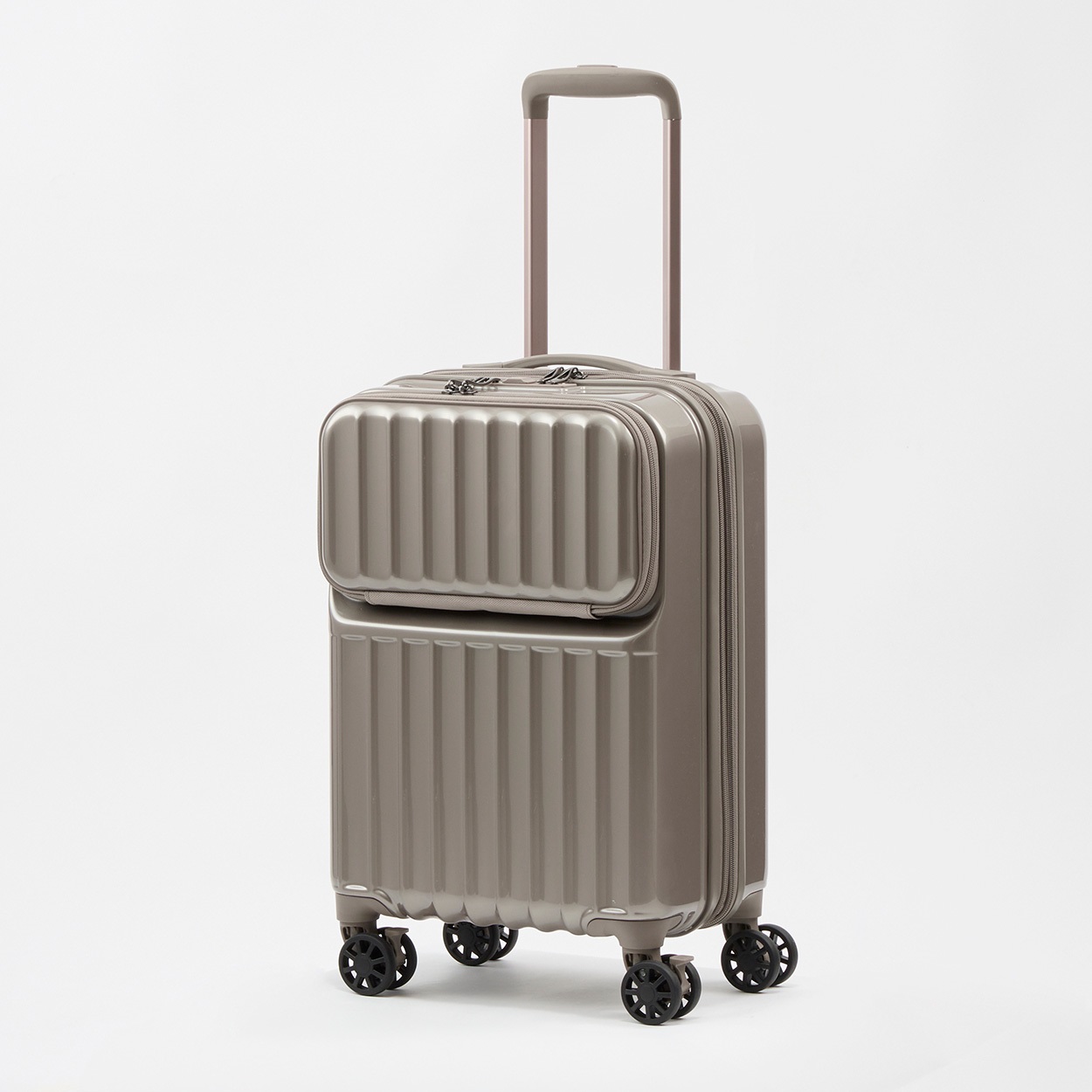 【新品未使用】 トップバリュ キャリーケース スーツケース フロントポケット S 新品未使用】 トップバリュ キャリーケース スーツケース フロント