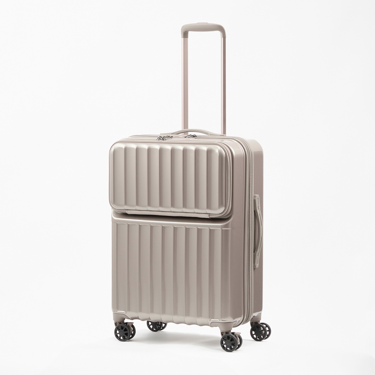 トップバリュ(TOPVALU) フロントポケット軽量ジッパーM | イオン