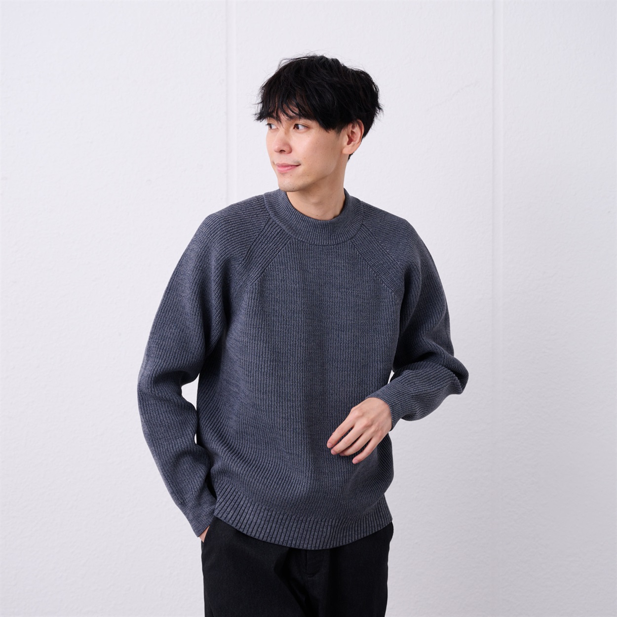 TVC(ティーヴィシー) エアリーヤーン 畔編みモックネックプルオーバー