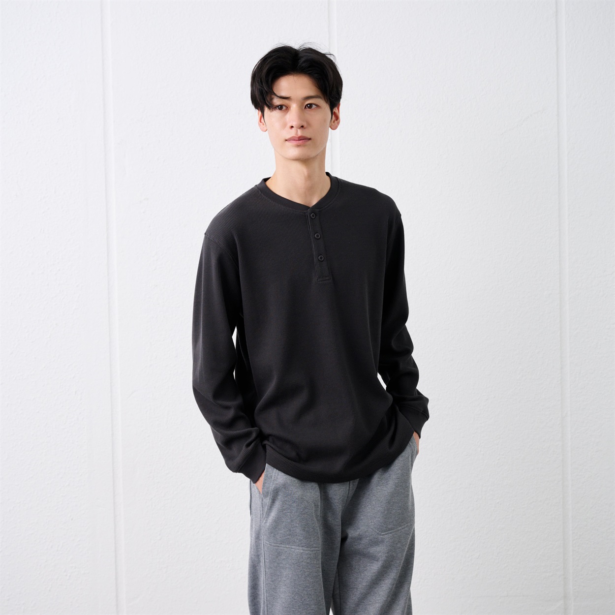 TVC(ティーヴィシー) ワッフル ヘンリーネック長袖Ｔシャツ メンズ(チャコ－ルグレ－-L)