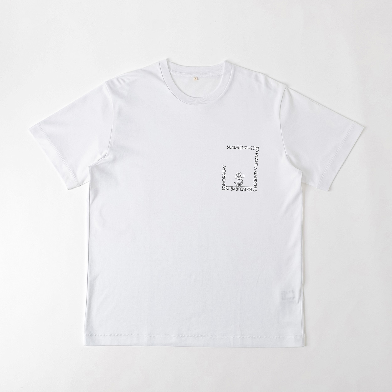 TVC(ティーヴィシー) シルキーコットンスムースプリント半袖Tシャツ メンズ(シロ（花）-M)