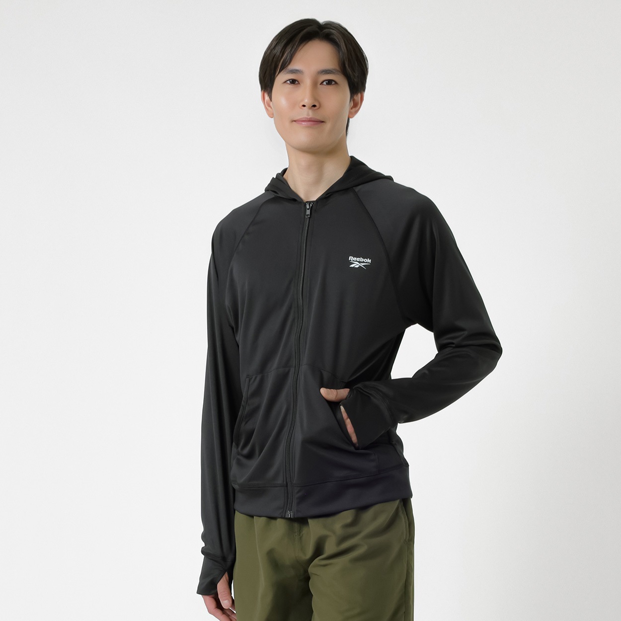 Reebok スムスUVパーカー メンズ(クロ-LL)