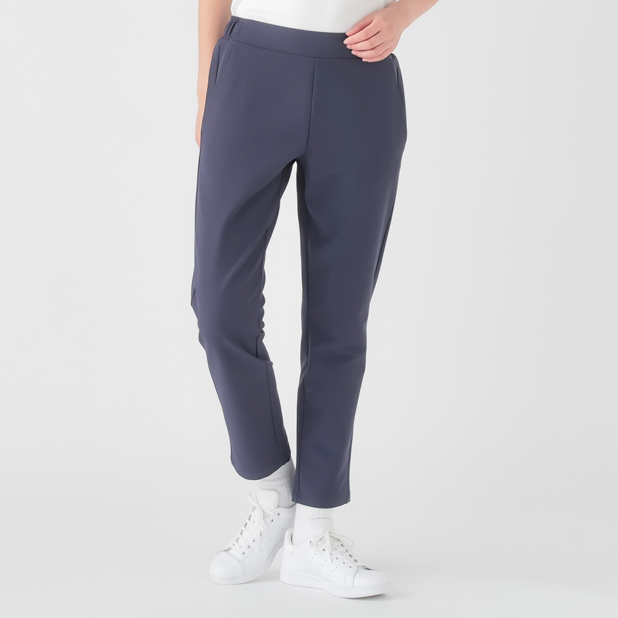 ウォームストレッチテーパードパンツ 抜群のストレッチ 裏起毛で暖か