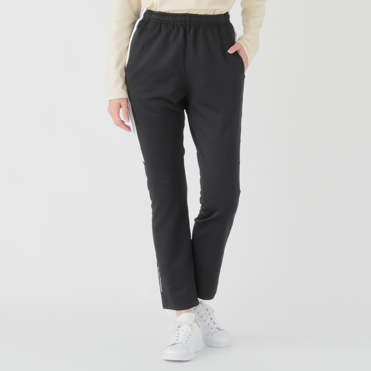 浦和レッズ トレーニングパンツ(2015) ※値下げ不可 選べるレングス裏起毛トレーニングパンツ 股下丈68cm あたたか