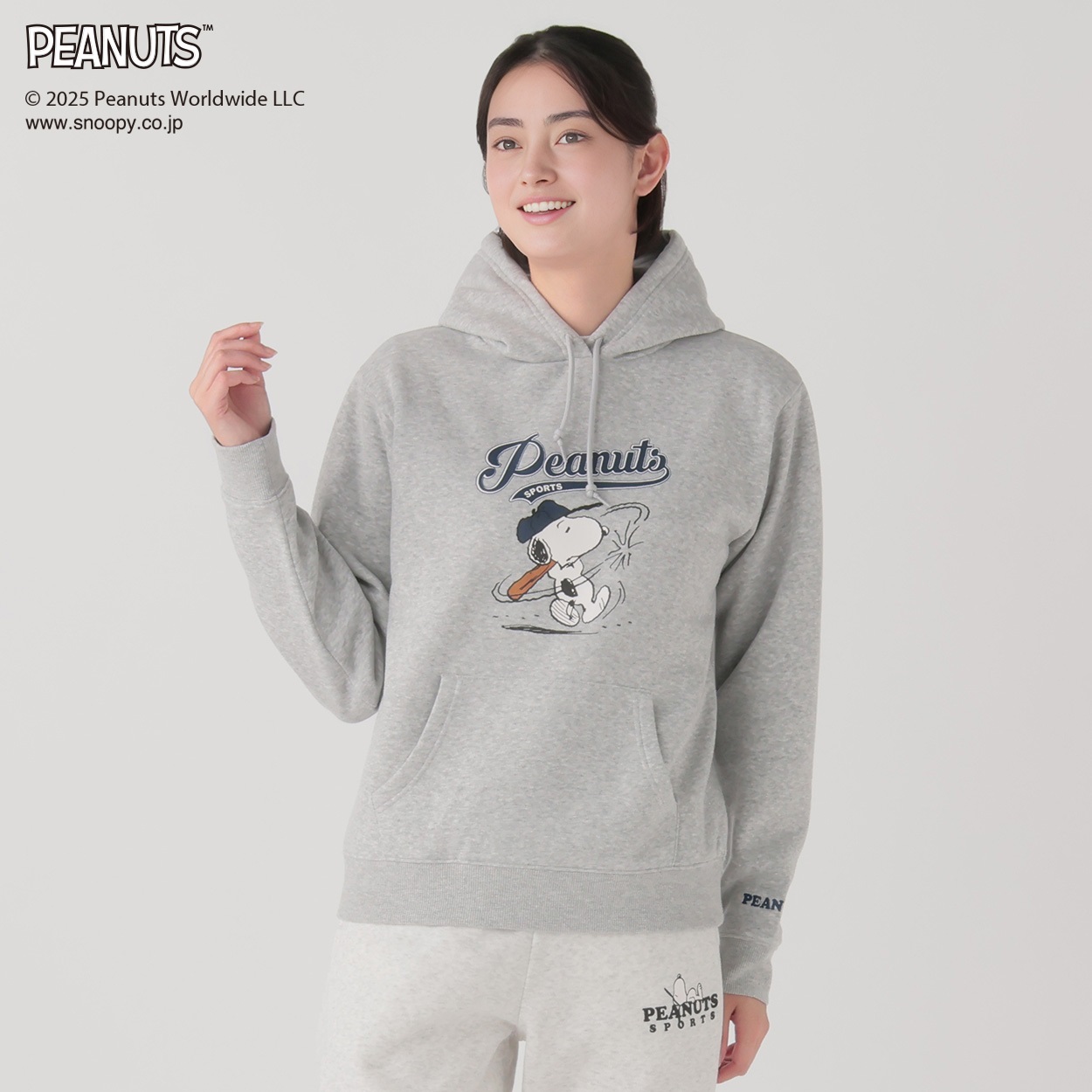 PEANUTS SPORTS 裏起毛フーディー スヌーピー レディス | イオン