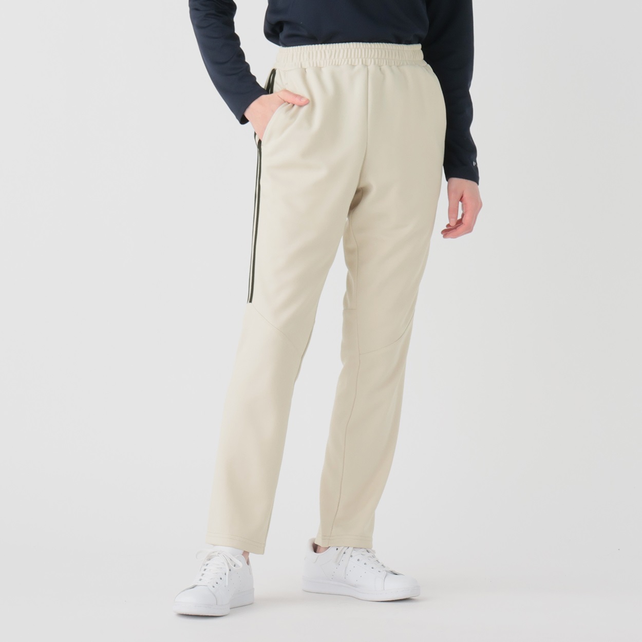 トレーニングパンツ 吸水速乾 股下丈６８ｃｍ レディス(ウスチャ-M)