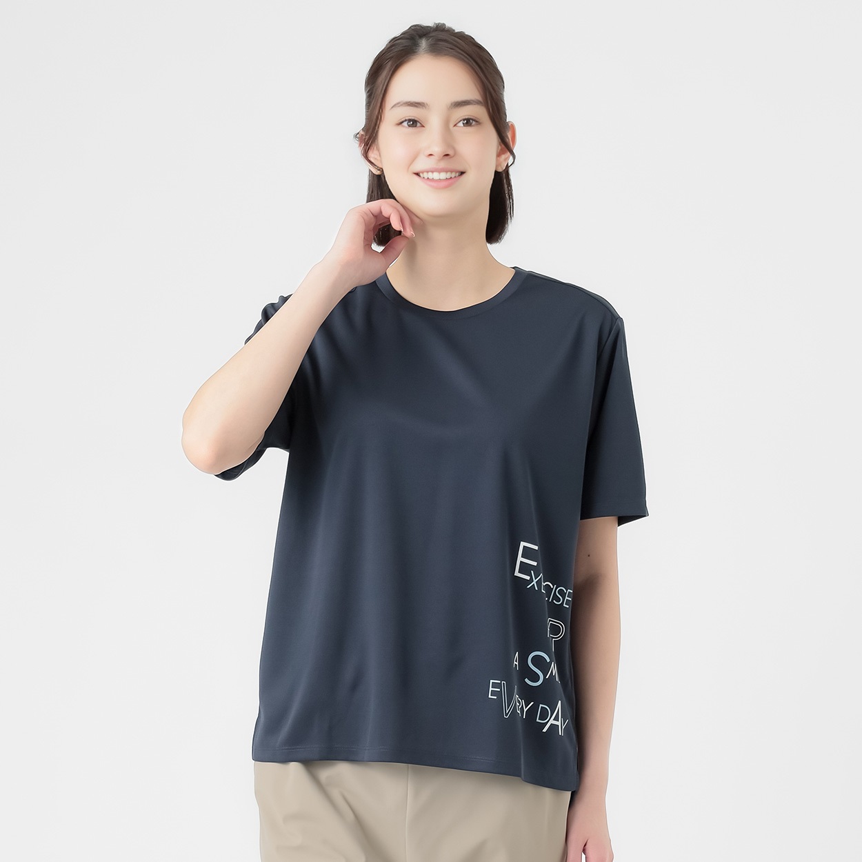 ボックスグラフィック半袖Ｔシャツ  吸水速乾 UVカット 接触冷感 再帰反射  sporsium（スポージアム） レディス(コイアオ-M)