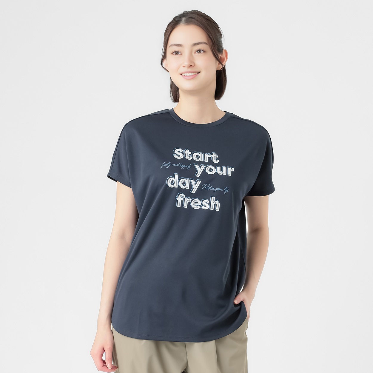 ラウンドチュニック半袖Ｔシャツ  吸水速乾 UVカット 接触冷感 再帰反射 sporsium（スポージアム） レディス(コイアオ-L)