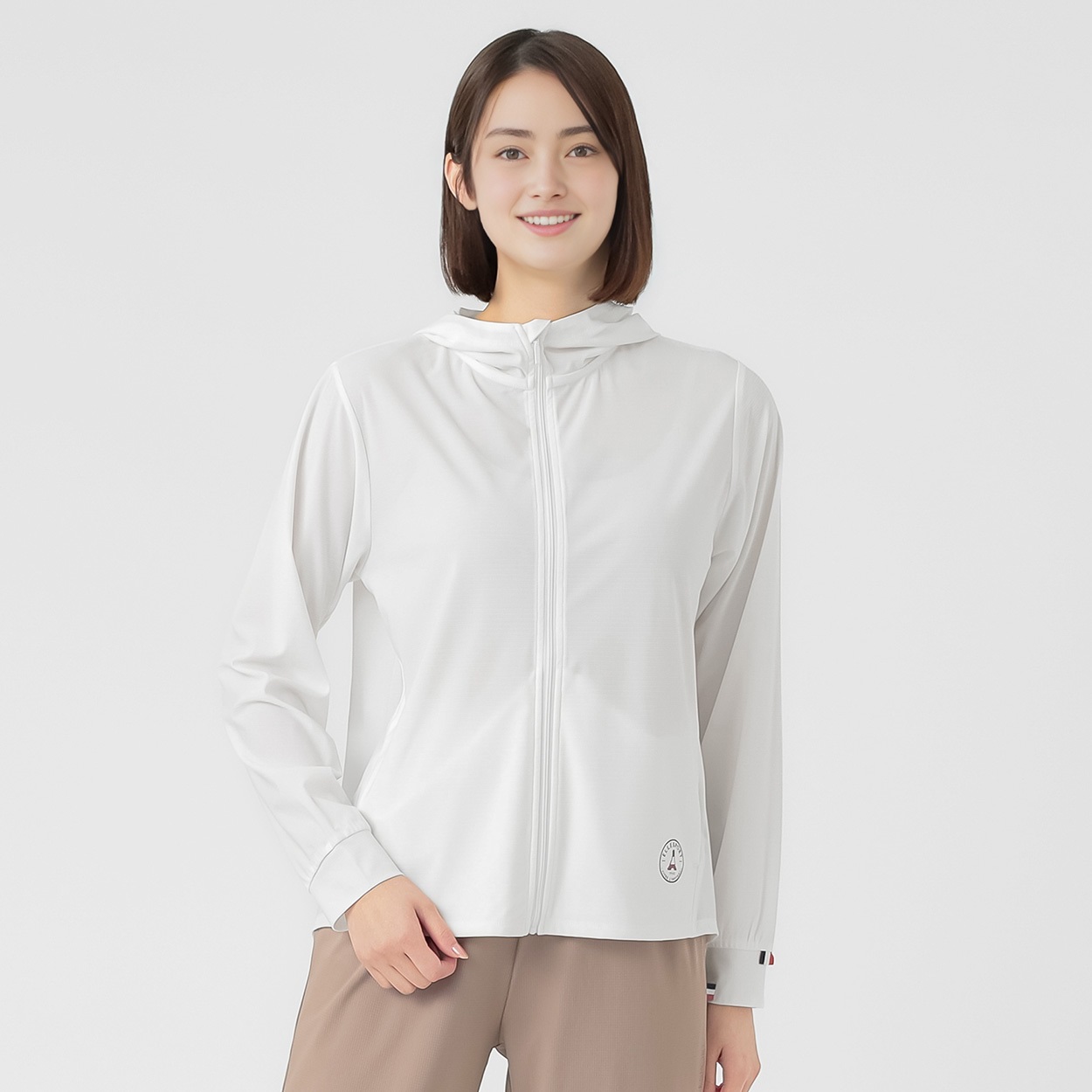 ELLE SPORT(エルスポーツ) リップ調UVパーカー 吸汗速乾 UV 強力接触冷 
