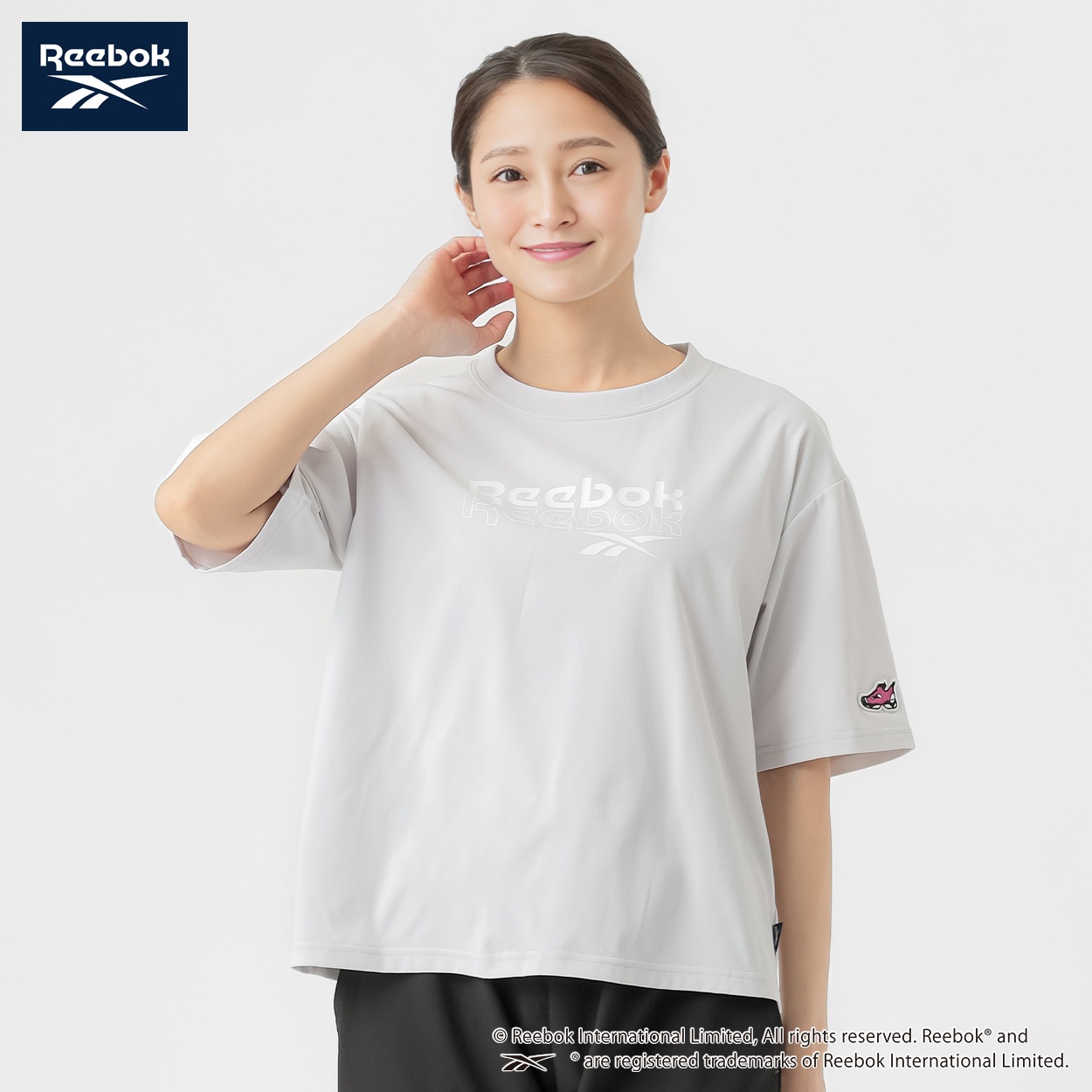 Reebok Tシャツ 肌離れのよい生地 レディス(ウスクロ-L)