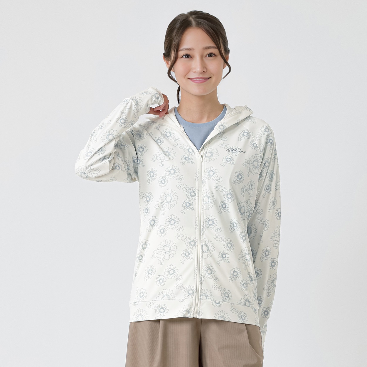 ELLE SPORT(エルスポーツ) 花柄つば付きUVパーカー 吸汗速乾 UV 接触冷感 レディス(シロ-S)
