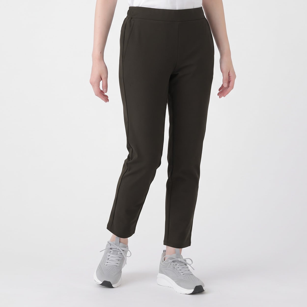 ウォームストレッチテーパードパンツ あたたか ストレッチ UV対策 レディス(クロ-S)