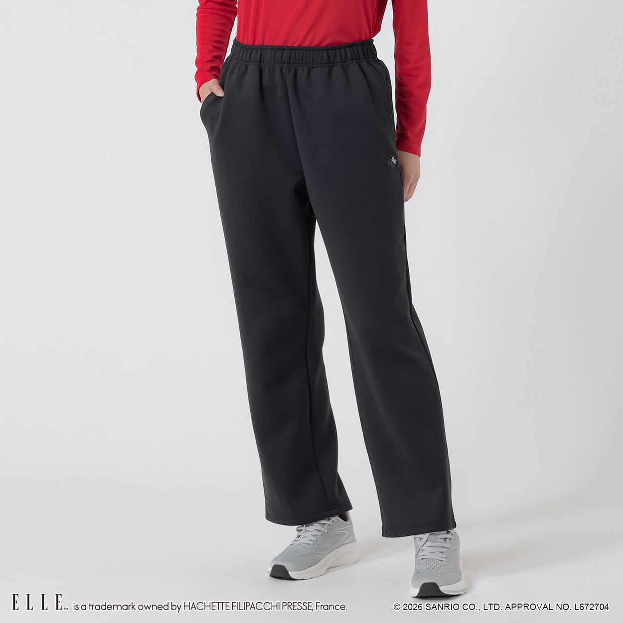 ELLE SPORT(エルスポーツ) ハローキティ×ELLE SPORT ストレートパンツ ダンボール素材 UV 吸汗速乾 レディス(クロ-M)