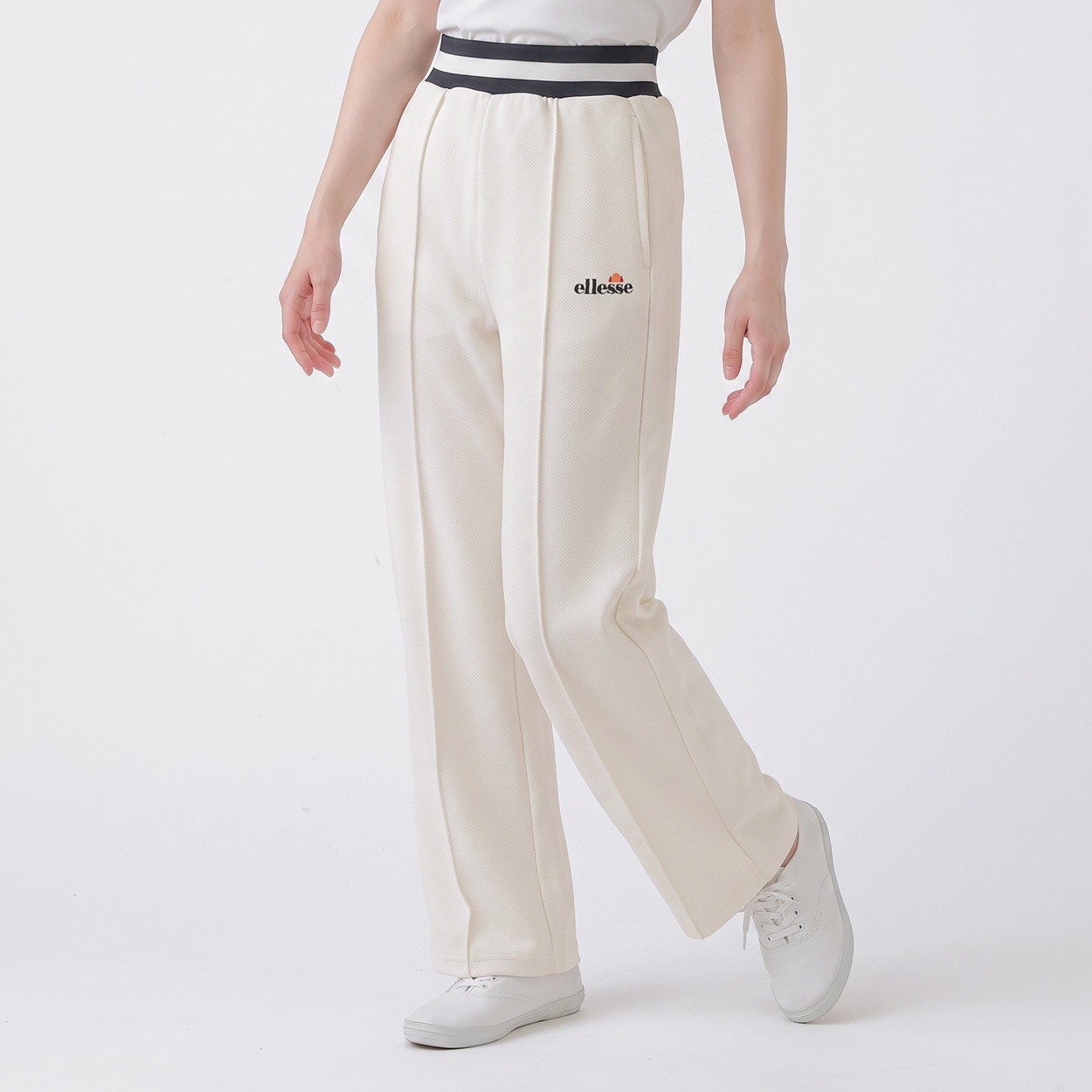 ellesse ジャージパンツ レディス(アイボリー-M)