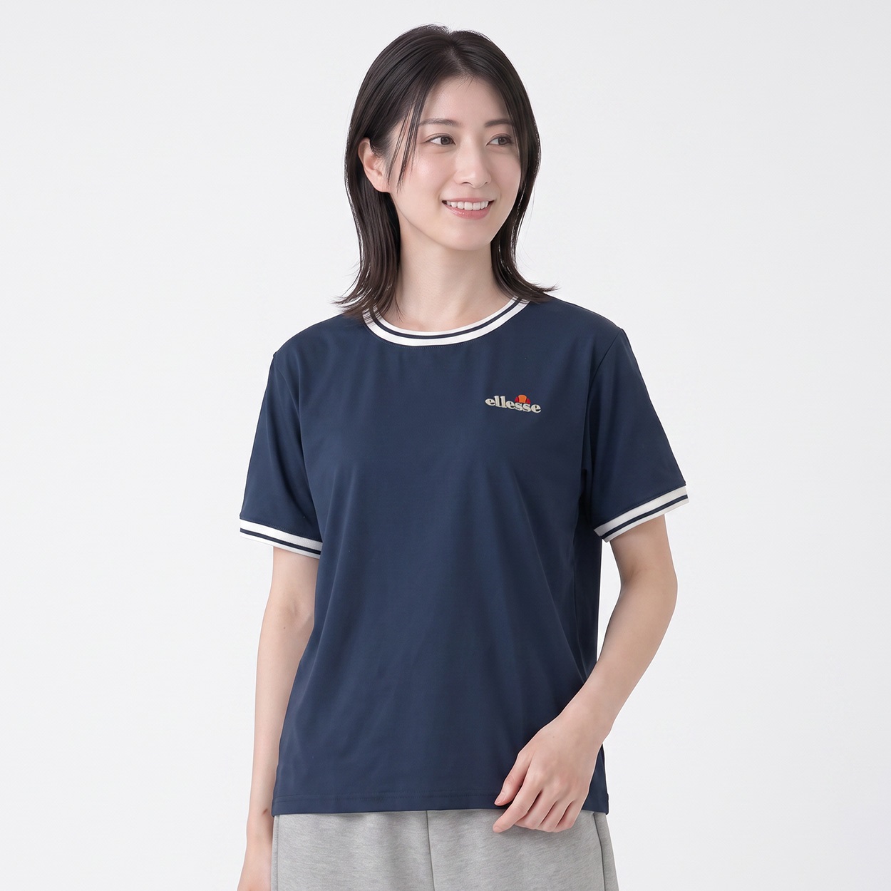 ellesse ワンポイント綿タッチ天竺Ｔシャツ レディス(コイアオ-XL)