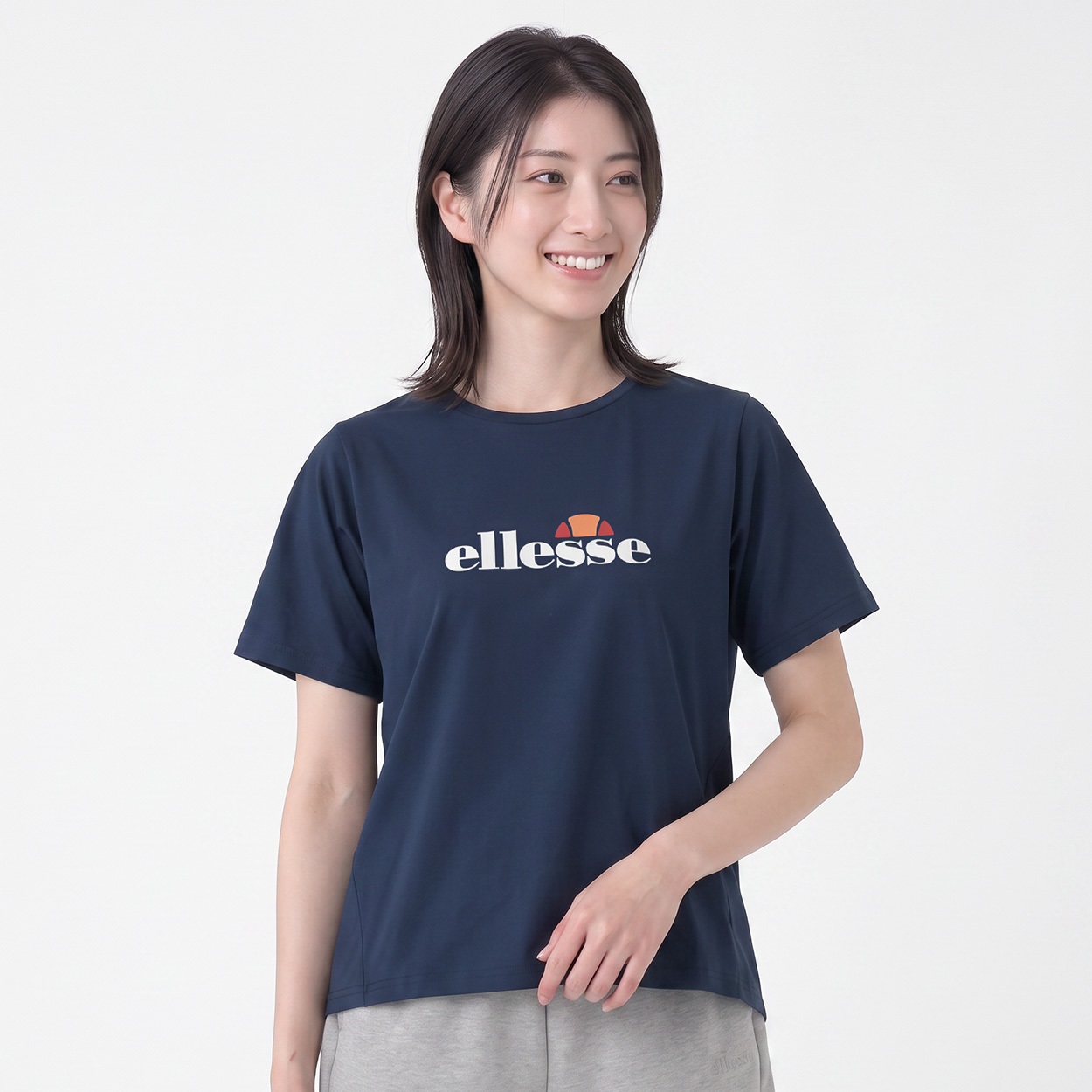 ellesse ロゴ綿タッチ天竺Ｔシャツ レディス(コイアオ-L)