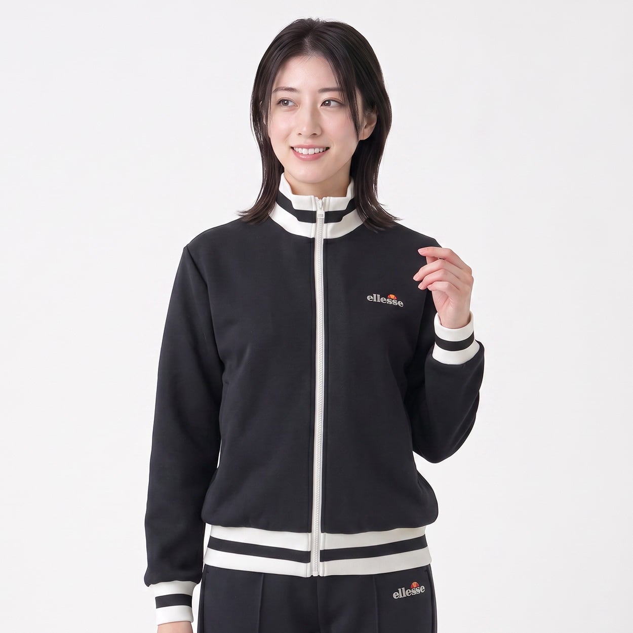 ellesse ラインジャージジャケット レディス(クロ-M)