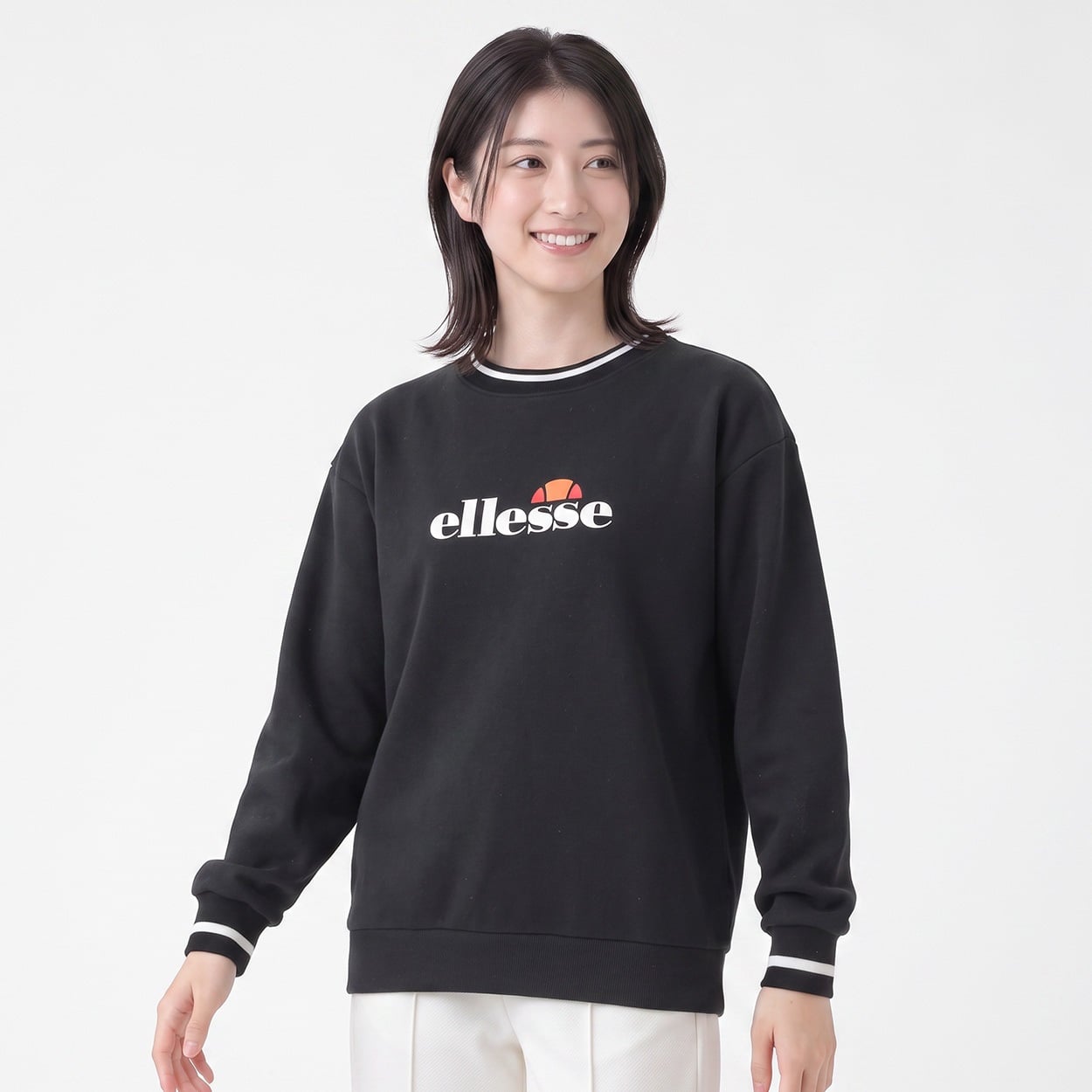 ellesse 裏起毛トレーナー レディス(クロ-M)