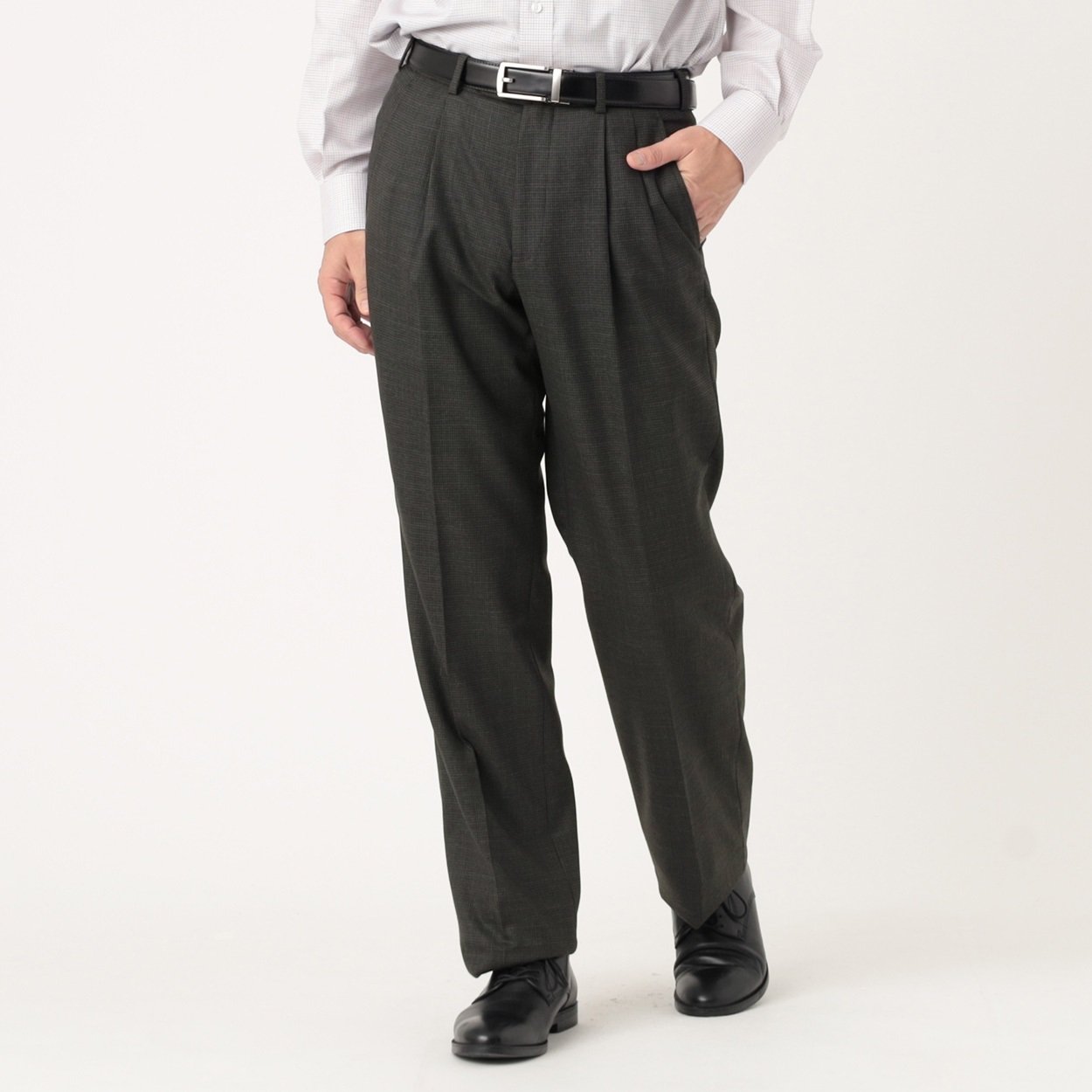 Tern ウール混ストレッチツータックスラックス メンズ | イオン